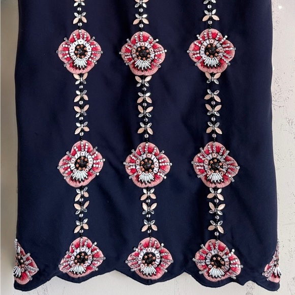 BANANA REPUBLIC Floral Elegant Feminine Embellished Special Occasion Dress Sz M - Picture 4 of 8